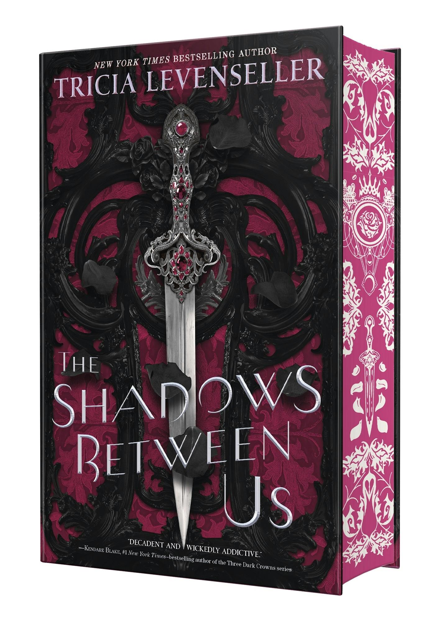 The Shadows Between Us (especial edition) - Tricia Levenseller (envio inmediato)